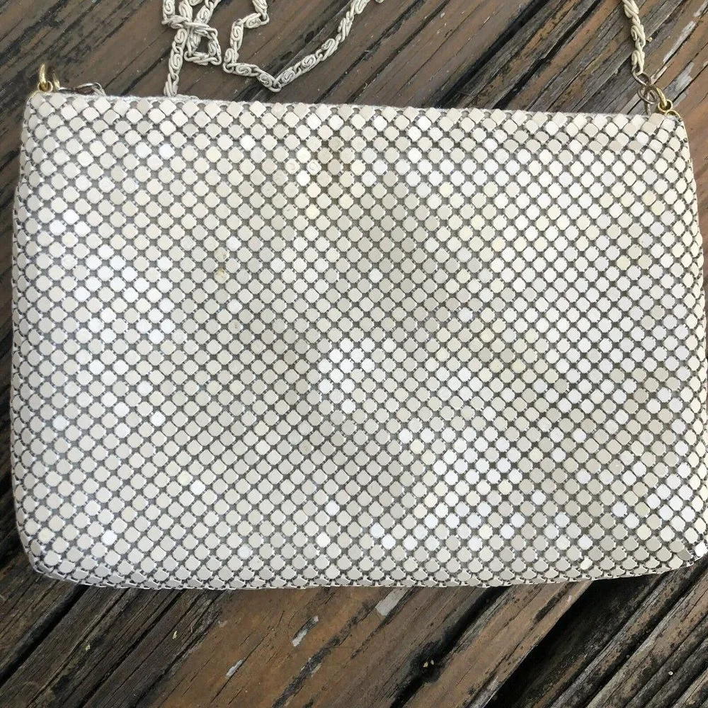 Beige Mesh Purse Clutch Handbag Tan Bag Metal Chain Strap Vintage 70s 80s Disco